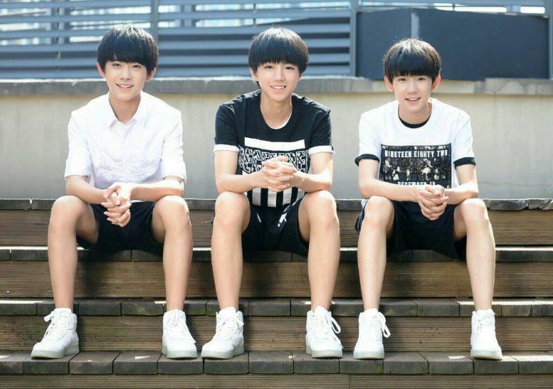 TFboysݳᣬɲɢ״κ壬ǧ    