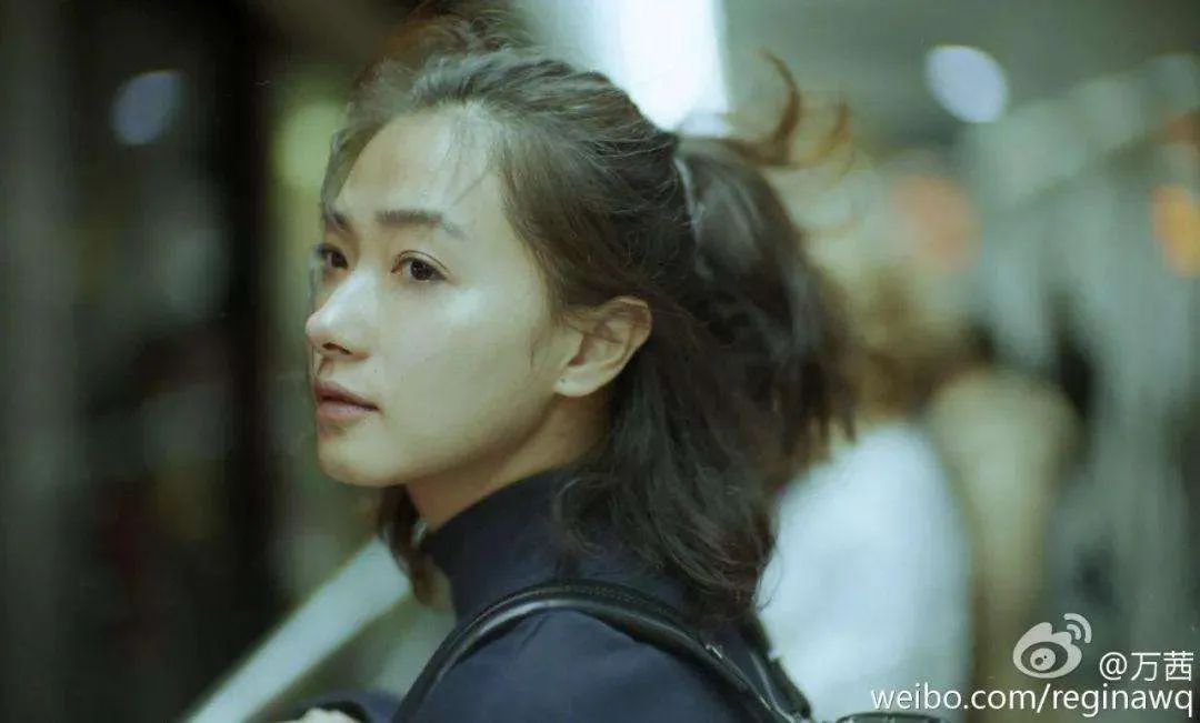 『起来』30岁后才红起来 万茜凭什么成了“直女斩”？