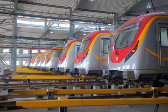 中国造地铁成巴基斯坦热门打卡地 中国“基建狂魔”助巴铁进入地铁时代