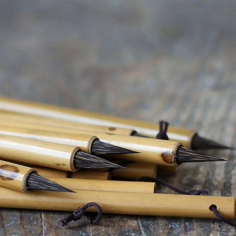 毛笔中的珍品紫毫笔,笔头的制作原料出自哪种动物 蚂蚁庄园今日答案早