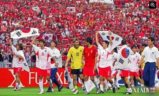 2002韩日世界杯假球确定黑哨捧韩国队晋级|韩